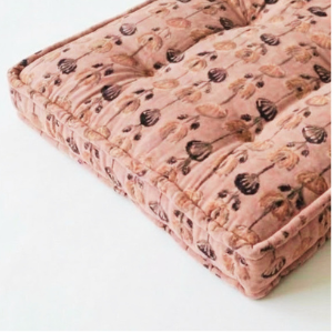 Minnie - Pink Floral Vine Print